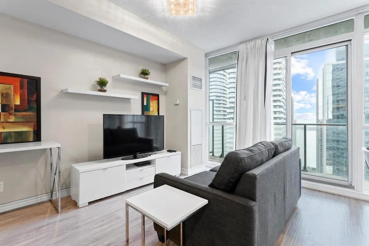 Luxury Fully Furnished Suite In Downtown Toronto - Maple Leaf Square