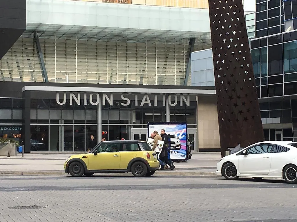Luxury Fully Furnished Suite In Downtown Toronto - Maple Leaf Square 0*,