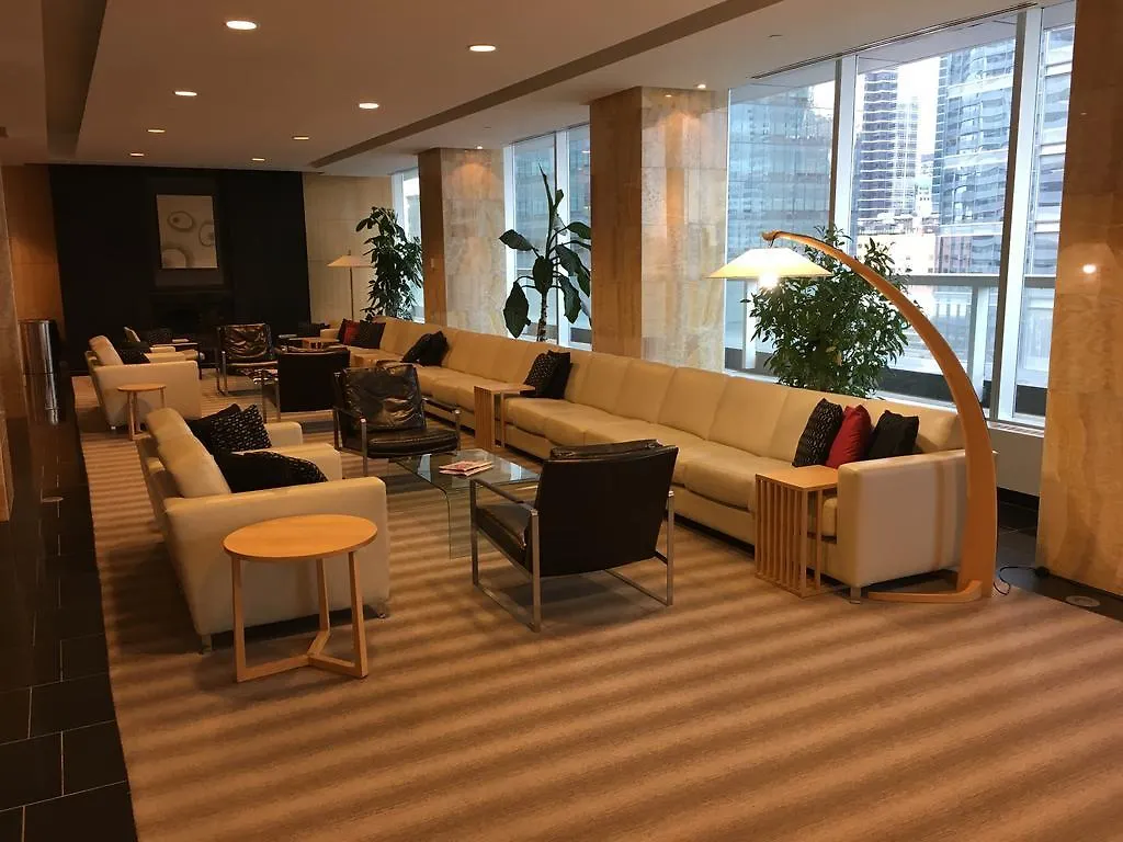 Apartment Luxury Fully Furnished Suite In Downtown Toronto - Maple Leaf Square
