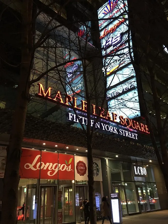 Luxury Fully Furnished Suite In Downtown Toronto - Maple Leaf Square 0*,