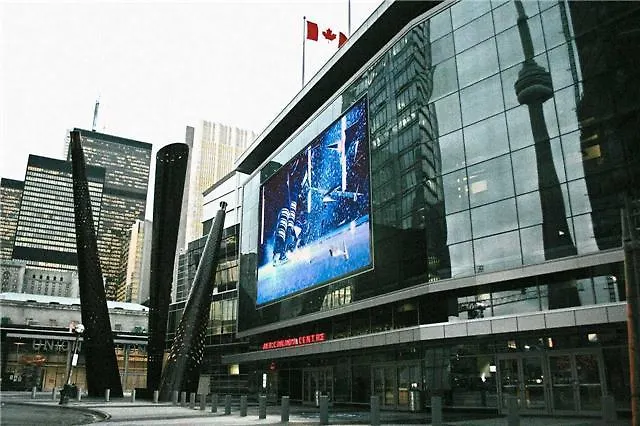 Luxury Fully Furnished Suite In Downtown Toronto - Maple Leaf Square