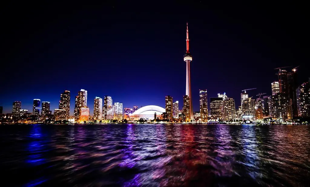 Luxury Fully Furnished Suite In Downtown Toronto - Maple Leaf Square Apartment